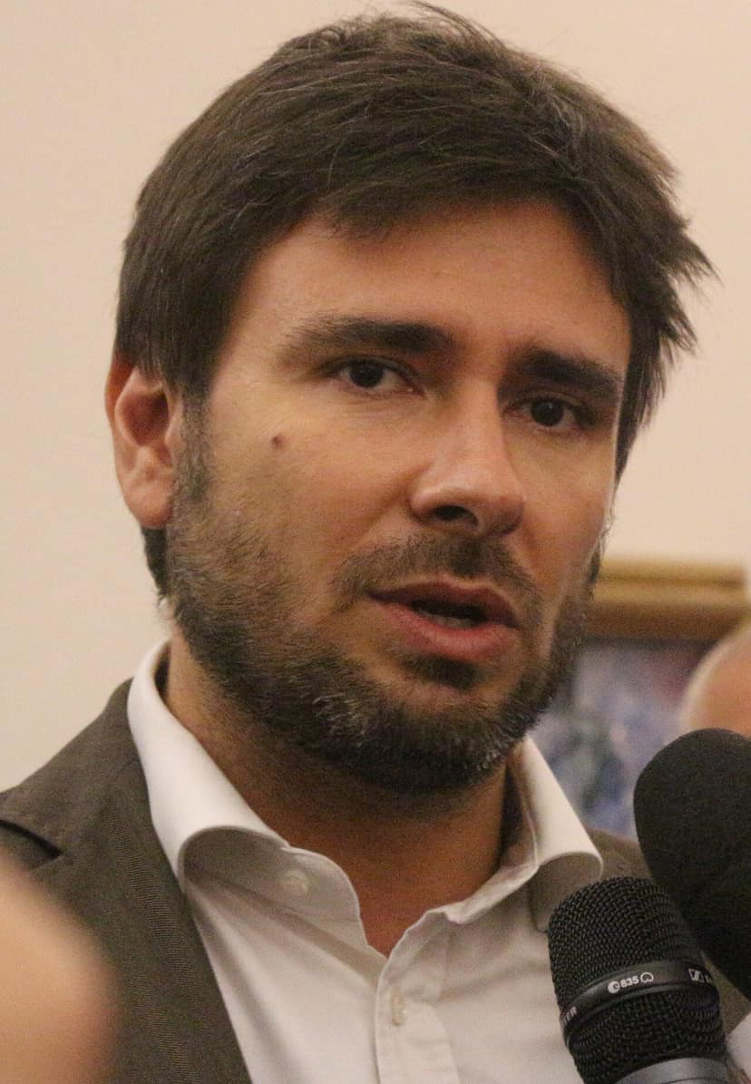 Archive photo: Alessandro Di Battista expected to return to Italy on Thursday