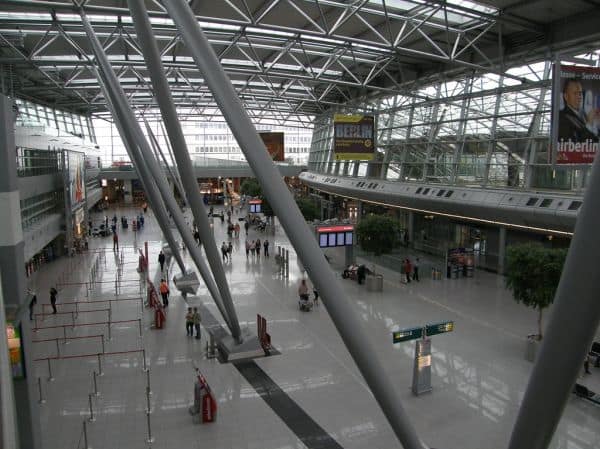 Archive photo: Woman hospitalized after scorpion sting at Düsseldorf Airport