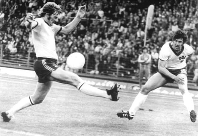 Iranese voetbalspeelsters genaturaliseerd in Australië
