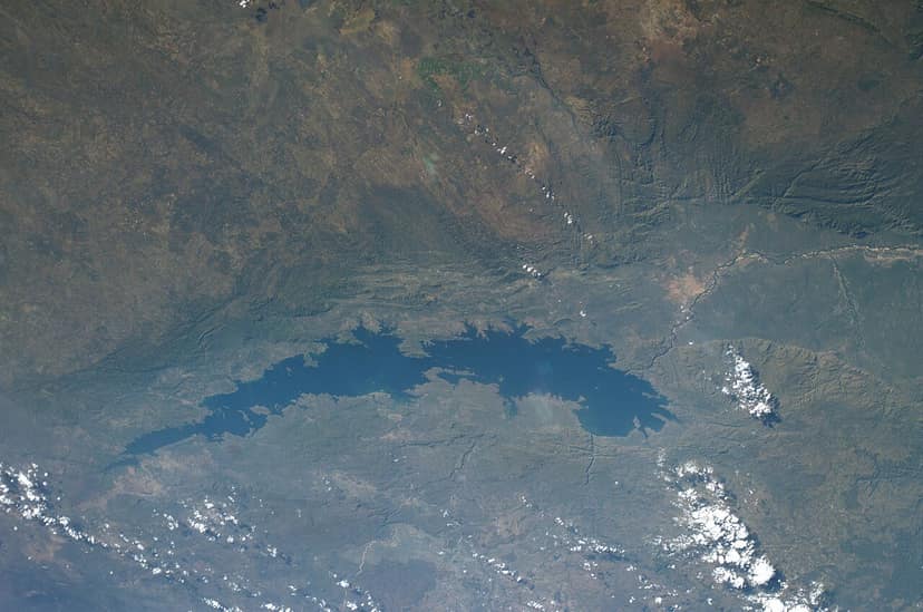 Almeno 15 morti e 27 dispersi dopo il ribaltamento di un traghetto nel Lago Kariba