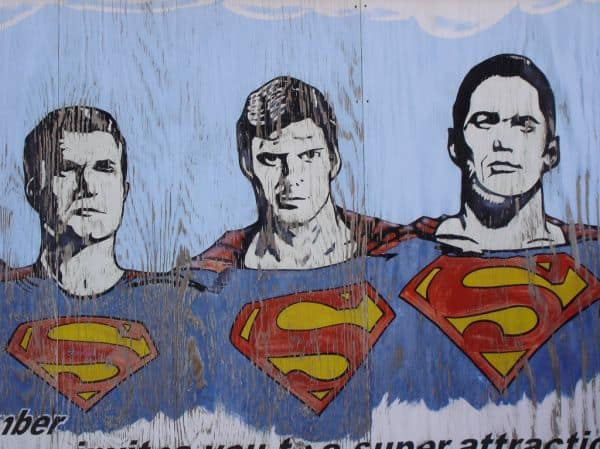 Foto d'archivio: Unitree Robotics presenta il robot « Superman » durante la sua IPO