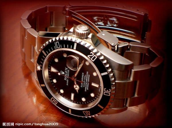 Expensive Rolex stolen from hotel guest in Antwerp by distracting thieves