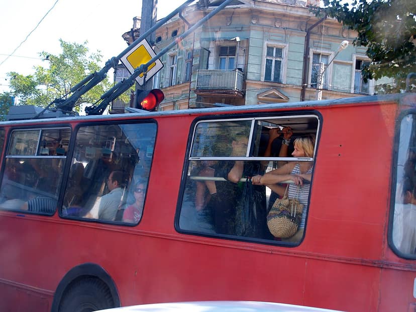 Morti e feriti negli attacchi russi in Ucraina