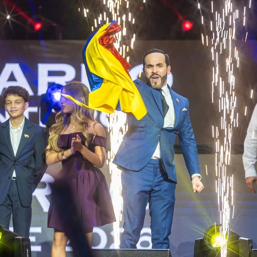 Abelardo de la Espriella geïnstalleerd als nieuwe president van Colombia
