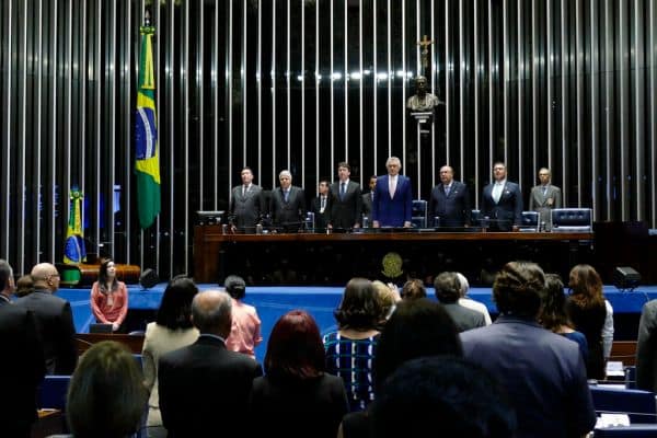 Ronaldo Caiado launches presidential campaign with car parade in Goiás