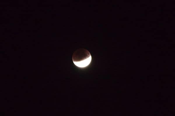 Une éclipse lunaire partielle observable vendredi matin