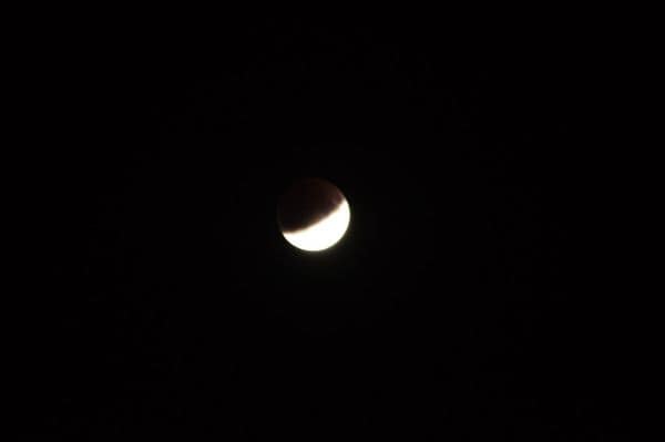 Une éclipse lunaire partielle observable vendredi matin