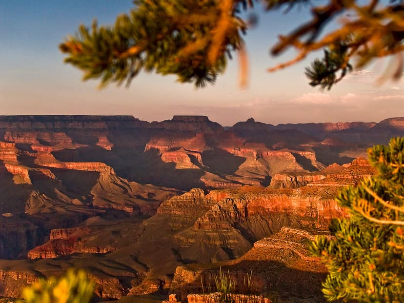 Archivbild: Über 20 Menschen nach Hochwasser im Grand Canyon vermisst