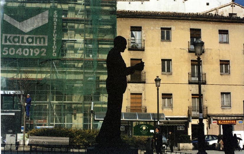 Bijna 200 mensen houden een processie in Madrid voor Lorca