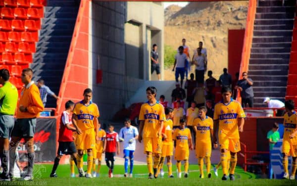 Tigres UANL venceu Toluca e Universitário superou Sancor Seguros
