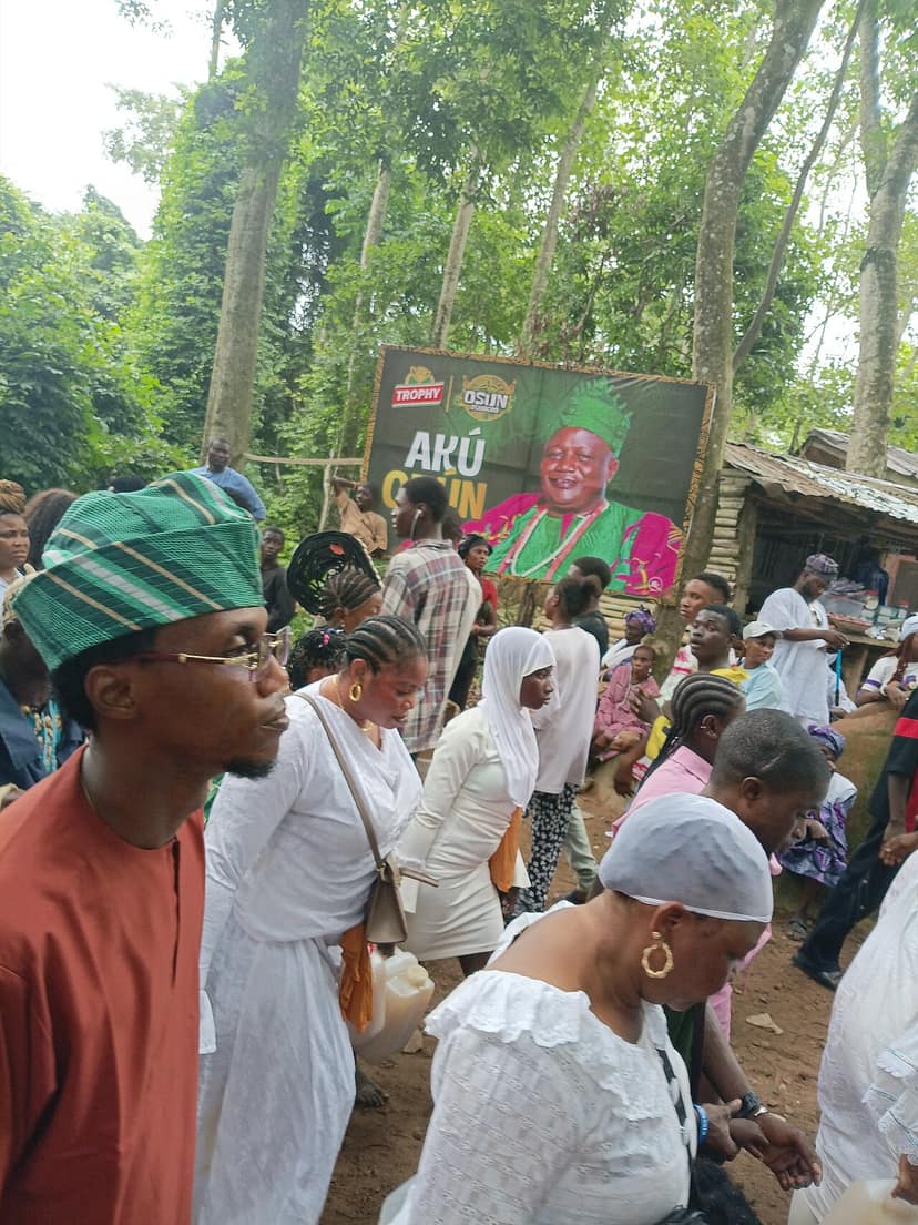 Foto d'archivio: La visita di Adeleke a Tinubu dichiarata di routine dal Consiglio della campagna