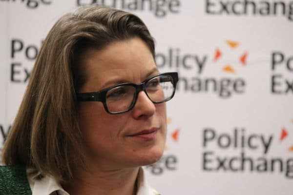 Foto de archivo: Burnham se dirige a los Comunes y culpa al Brexit por la estancación económica