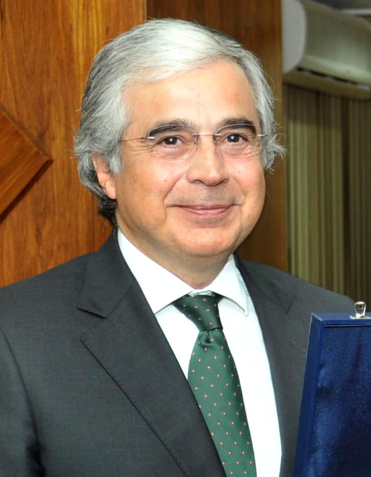 Foto de archivo: Aguiar-Branco destaca la revisión de las Finanzas Regionales en los Azores