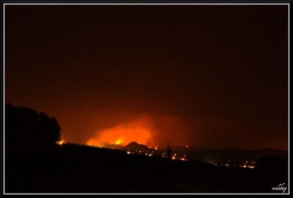 The Civil Guard's drone unit monitors wildfires from the air