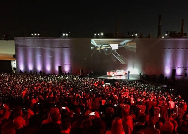 Le Nevada limite la flotte de Robotaxis de Tesla à 10 véhicules à Las Vegas