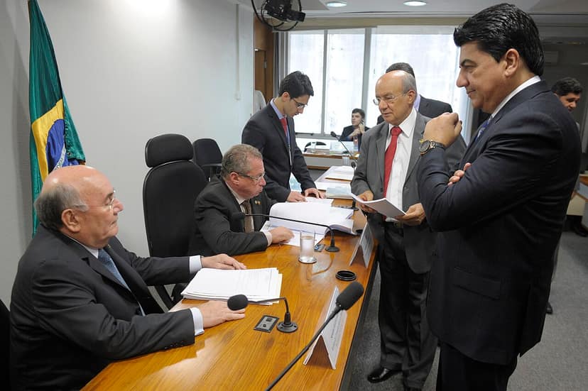 Photo d'archive: Le Congrès approuve la suppression de la 'taxe des blousons' pour les achats internationaux