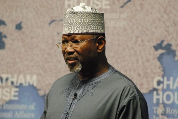 Archivbild: Wahlberechtigte in Ede nehmen an der Gouverneurswahl in Osun teil