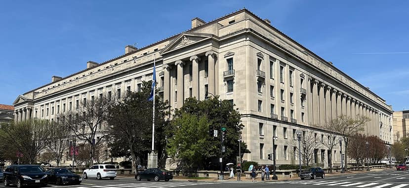 Foto de arquivo: Juiz Analisa Proposta do Conselho do Kennedy Center para Reaver Nome de Trump