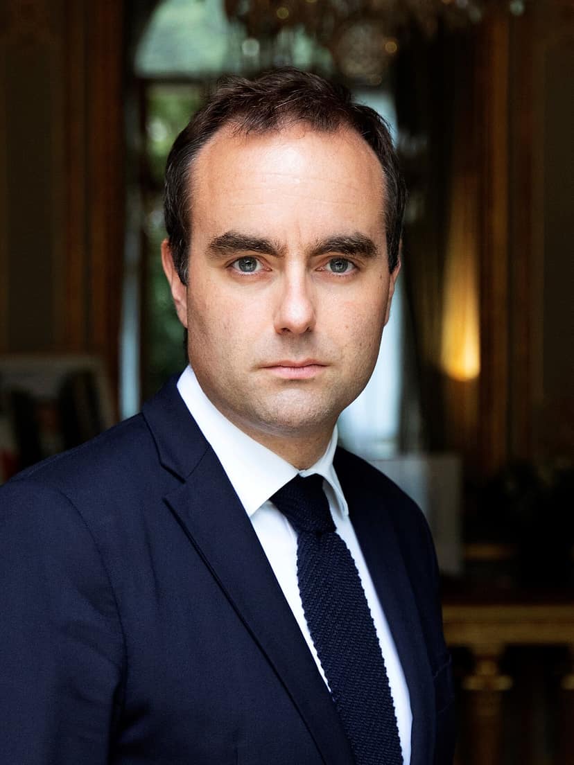Archivbild: Sébastien Lecornu verteidigt die Maßnahmen gegen Arbeitslosigkeit trotz eines jüngsten Anstiegs
