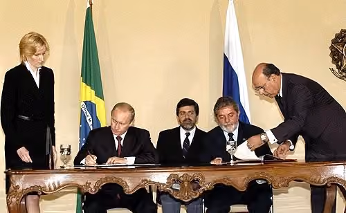 Gli Stati Uniti sospendono i servizi consolari in Brasile per motivi di sicurezza