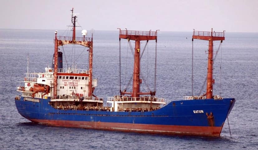 Archivbild: Panamaflaggenfreies Frachtschiff versinkt vor der Küste von Odisha, Rettungsmaßnahmen laufen