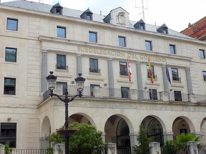 Vivas amenaza al Gobierno con acudir al Poder Judicial por crisis en Ceuta
