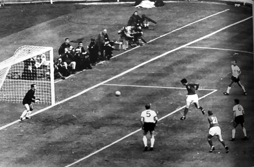 Foto de archivo: Inglaterra asegura victoria por 2-0 contra República Checa en la Liga de Naciones