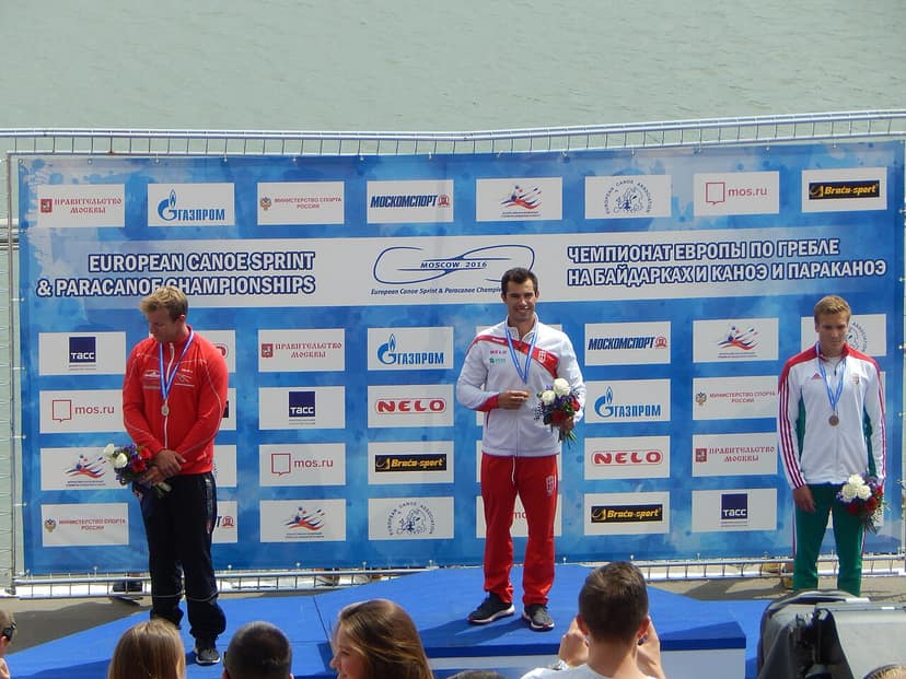 Foto de archivo: Canoaje. Fernando Pimenta supera a Kopasz y avanza a la final de K1 1.000