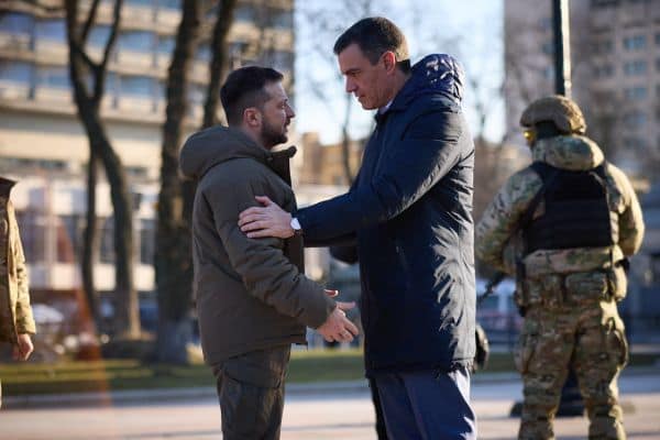 Foto de arquivo: Pedro Sánchez anuncia eleições antecipadas em Espanha devido a protestos sobre habitação