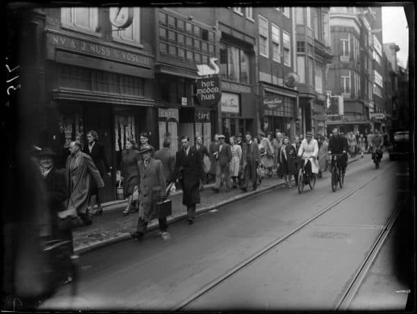 Archivbild: Luftverkehrsleiter in Charleroi kündigen Streiks an: Tausende Flüge betroffen
