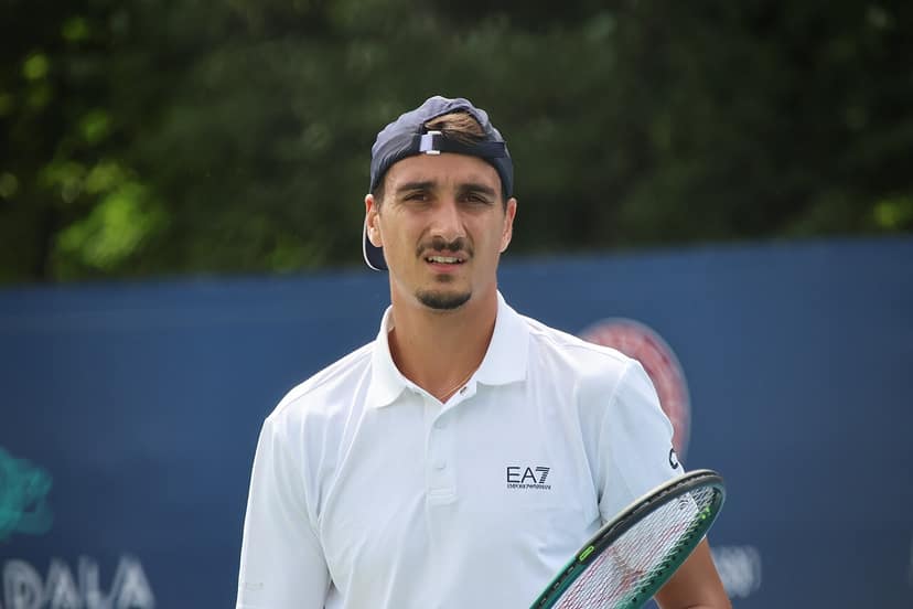Foto de archivo: US Open: Zverev supera a Sonego tras una larga batalla