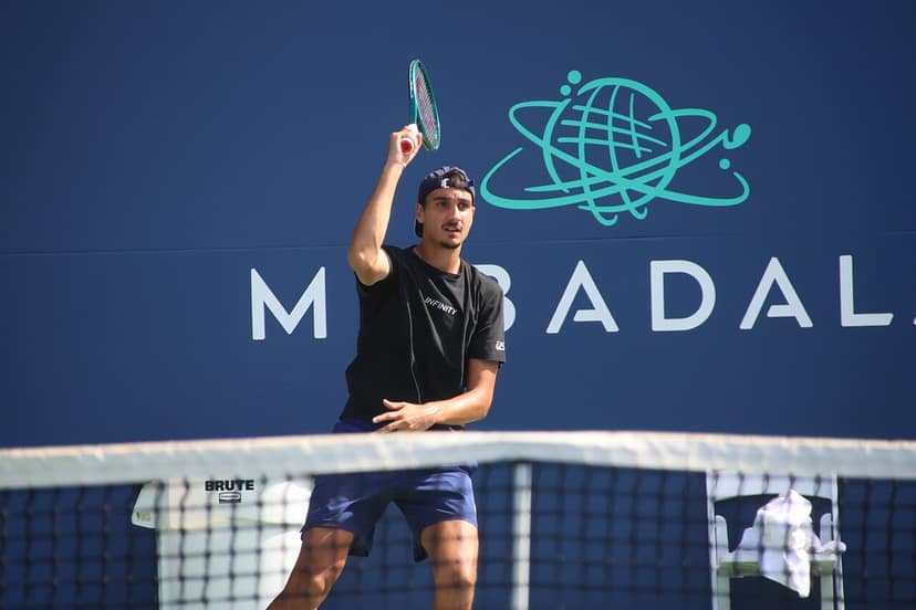 Foto de archivo: US Open: Zverev supera a Sonego tras una larga batalla