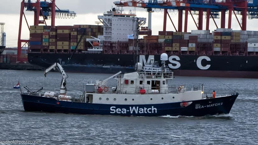 Foto de arquivo: Sea Watch 5 parada por violação de normas, multa e interdição de 45 dias