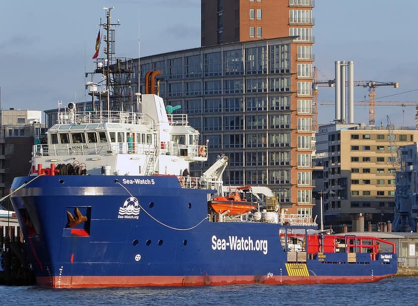 Sea Watch 5 parada por violação de normas, multa e interdição de 45 dias