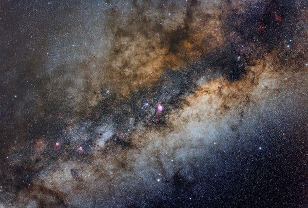 Archive photo: Astronomers discover fastest star orbiting black hole at the center of the Milky Way