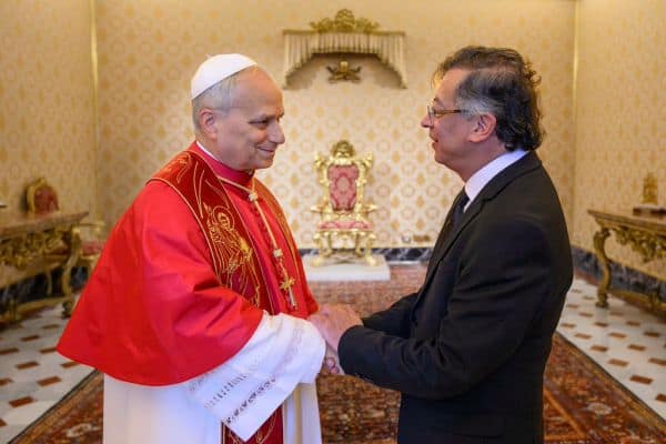 Il governo organizza la visita di Papa Leone XIV