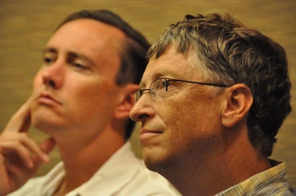 Foto d'archivio: Bill Gates propone collaborazione con la Cina per la regolamentazione dell'IA