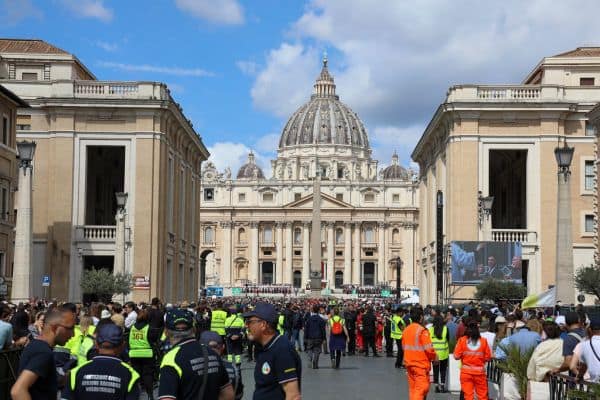 Pope Leone XIV at the Rimini Meeting: Focus on People Beyond Borders