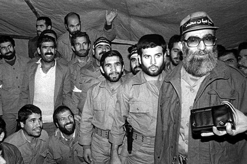 Foto d'archivio: Khamenei chiede unità tra i governanti del Golfo in un messaggio durante la Settimana dell'Unità Islamica