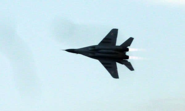 Archivbild: Griechischer F4 Phantom-Jet stürzt während Flugshow ab