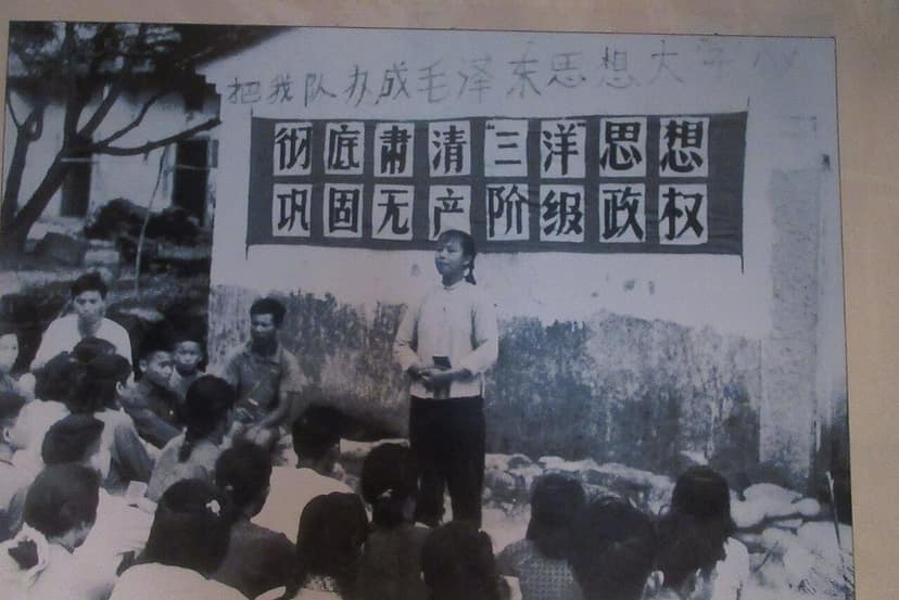 A China prepara-se para o funeral do ex-primeiro-ministro Zhu Rongji