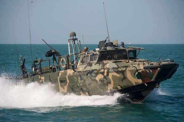 Foto d'archivio: La Corea del Sud si prepara a schierare truppe nello Stretto di Hormuz