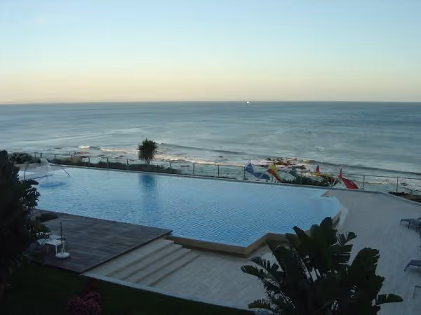 L'Hôtel Cascais Miragem annonce un licenciement collectif pour des rénovations