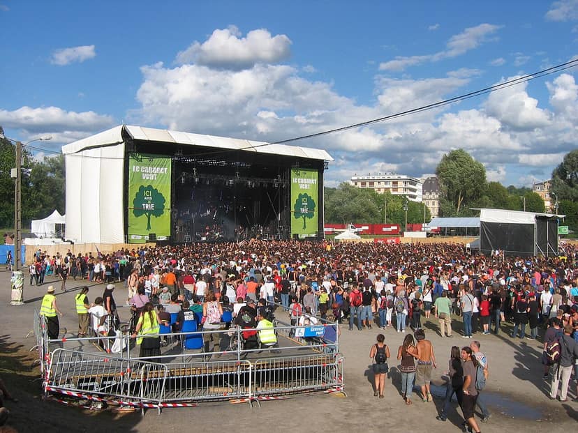 Des festivals musicaux diversifient leurs activités face aux défis budgétaires