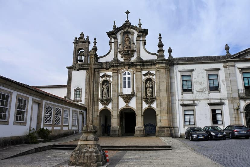 FBI identifica empresa portuguesa ligada à venda de helicópteros para o Irão