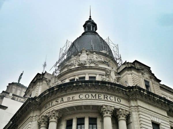 Archieffoto: Javier Milei distantieert zich van de wanbetalingsproblemen in Argentinië