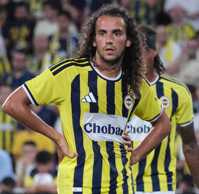 Mattéo Guendouzi provoque les supporters lyonnais avant OL-Fenerbahçe