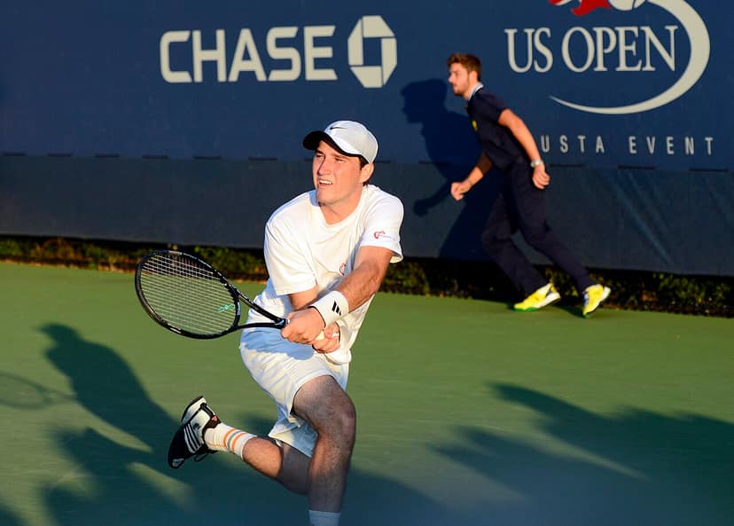 Jannik Sinner se retire du Cincinnati Open en raison d'une blessure au genou