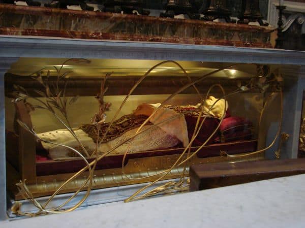 Archivbild: Papst Leo XIV. wird am Samstag aus dem Krankenhaus entlassen