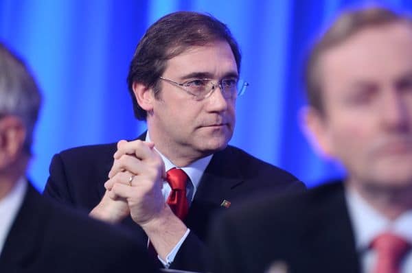 Montenegro and Passos Coelho Exchange Criticism on PSD's Direction